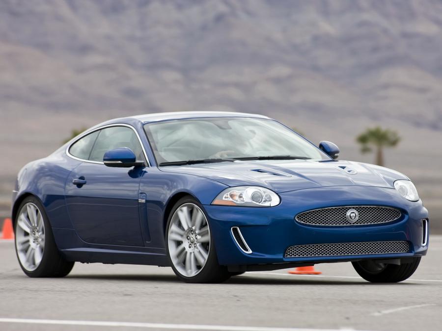  Jaguar XKR Coupe 2009 года  (US) (фото 4 из 8)